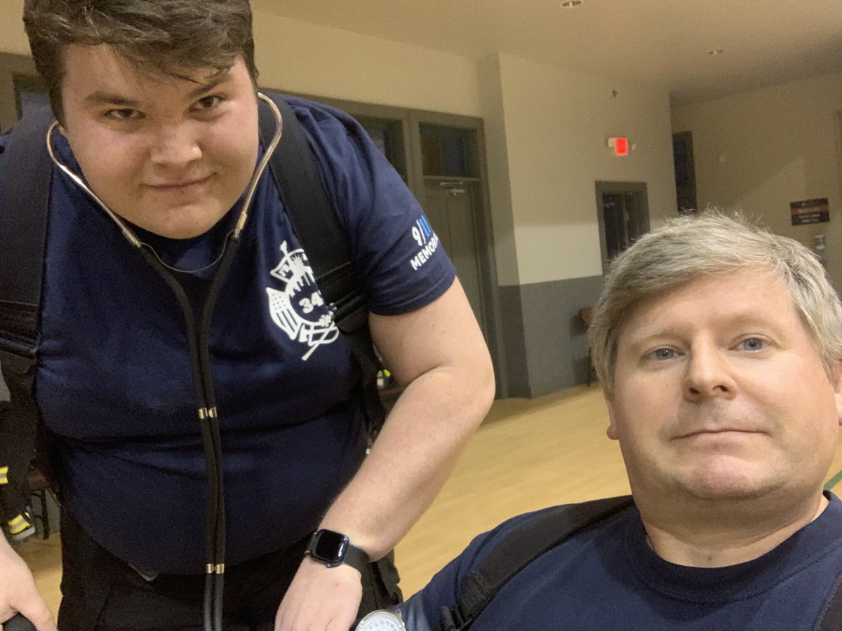 AIMSchool's tweet photo. Happy to honor another @AIMSchool student EMT during #NationalEMSWeek. Senior Ethan M.  is a state &amp; national-registered EMT who volunteers at Springfield Ambulance Corps and will be attending @monmouthu for Nursing next year. #fearlesslearner #fearlessvolunteer #BetterTogether https://t.co/IzP8VAj4ra
