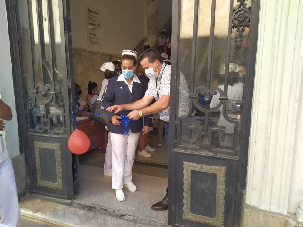 MINSAPCuba's tweet photo. En el marco de la Jornada de Enfemería se desarrolla Feria expositiva dirigida a niños, adolescentes y jóvenes. Se abordan temáticas relacionadas con el programa Materno Infantil y las enfermedades crónicas no trasmisibles.

#CubaPorLaVida 

Abrimos hilo🧵👇 https://t.co/AASiO5poaT
