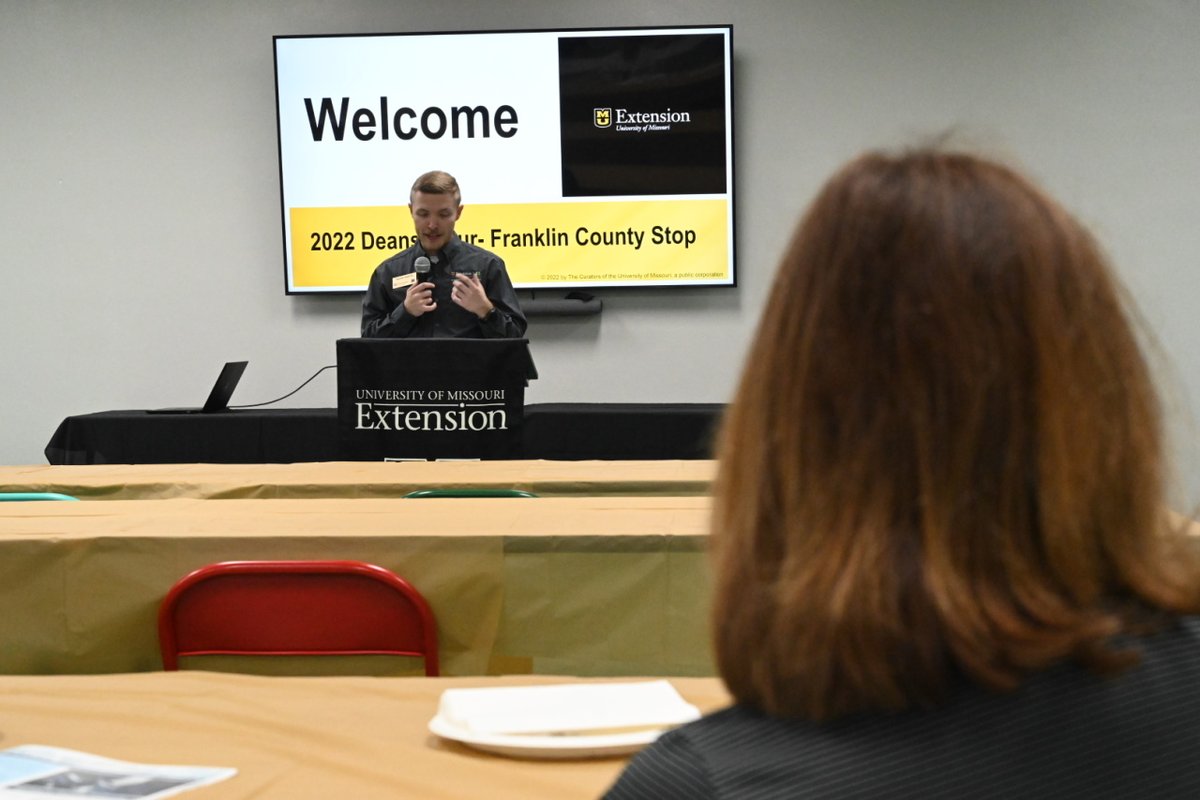 MarshallStewart's tweet photo. Next stop on the East Central Region tour bus was Franklin County. @Mizzou deans and administrators visited the Franklin County Family Resource Center where we learned about the workforce development efforts in the area. @MUExtension #ExtendMU https://t.co/EMaQMQo9Dv