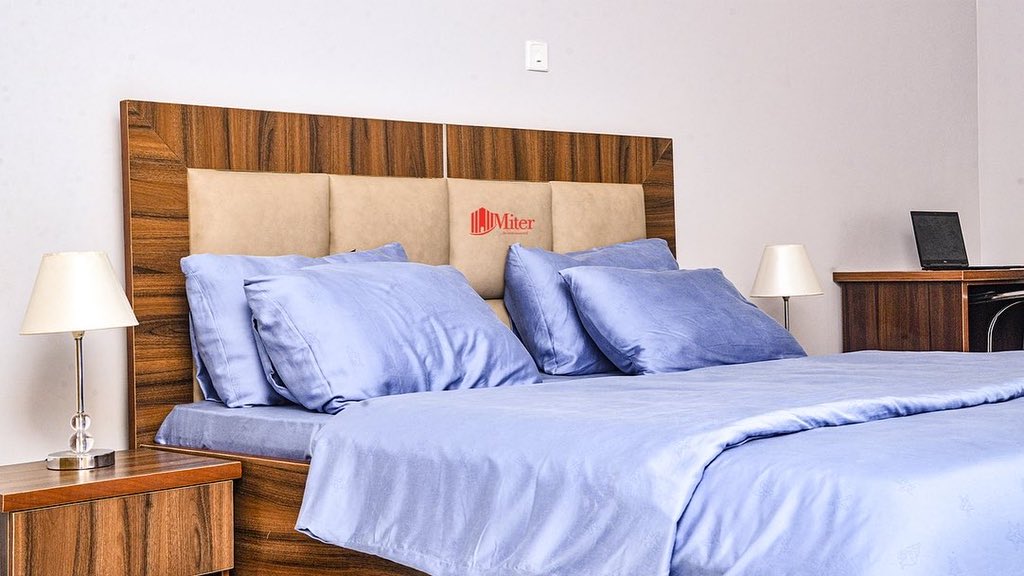 MShortlets's tweet photo. This home tells a story about peace and serenity. 
It's all about comfort, relaxation and just …living with miter. 
📍: Homely 2 Bedroom Short-let Apartment Oniru,VI. 
Rate: 75,000 a night.
T's and C's Apply. 

Send a Dm to book this home and enjoy utmost serenity in Lagos. https://t.co/viocBQcGwl