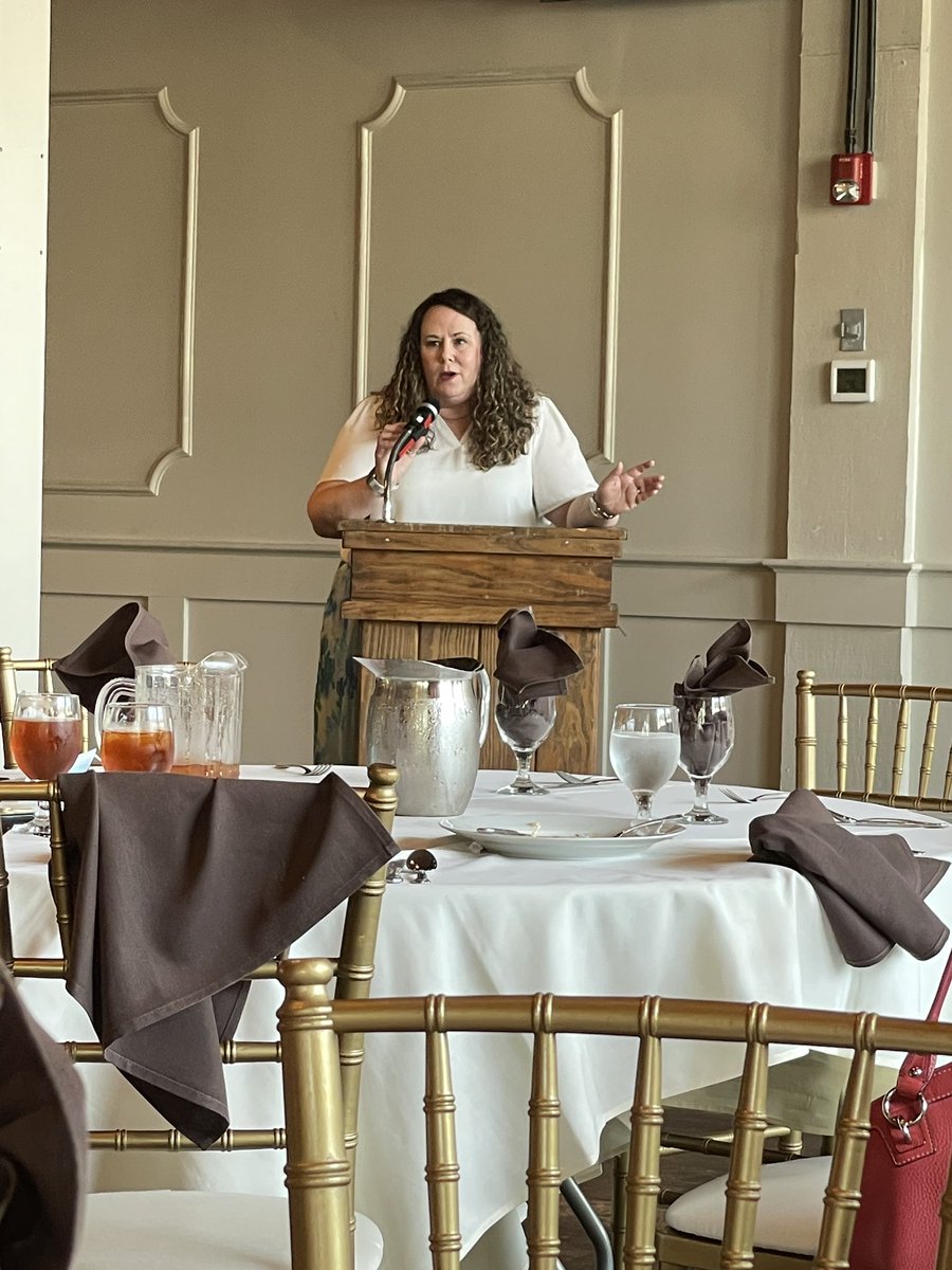 SDosier's tweet photo. .@Tvprgirl kicks off first in-person @prsacharlotte meeting since the start of pandemic. Thrilled! #prsaclt https://t.co/TRgeA5cDKn
