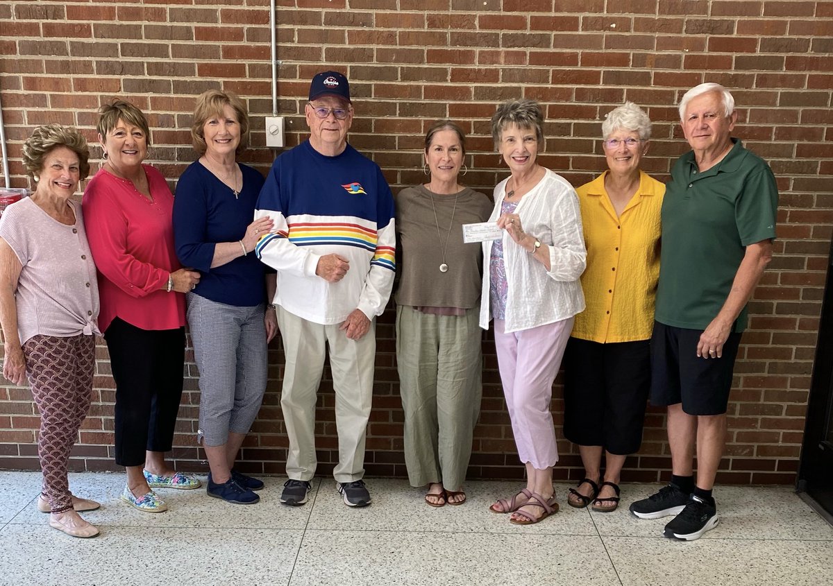 kcsHR22's tweet image. Very honored to have received support today from these great alumni. #brickbybrick…#electronicsign