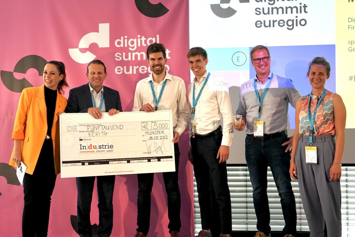 DigitalHubMs's tweet photo. Finally, we award the #DSE2022 #startup award to #Kerith. 5,000 EUR provided by Industrie Initiative
Congratulations! @IHK_NW @Oostnlnl https://t.co/hMmoaLWKHV