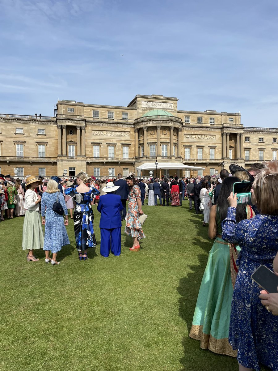Honoured to have been asked to attend the Royal Garden Party at Buckingham Palace today for my fundraising during my time as a Trustee for @cftrust - a lovey day and experience to share with @Amy_K_Winehouse
