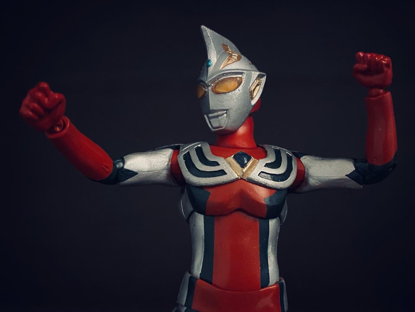 改造品S.H.Figuarts ウルトラマンジャスティス クラッシャーモード ウルトラマンジャスティス クラッシャーモード ウルトラヒーロー