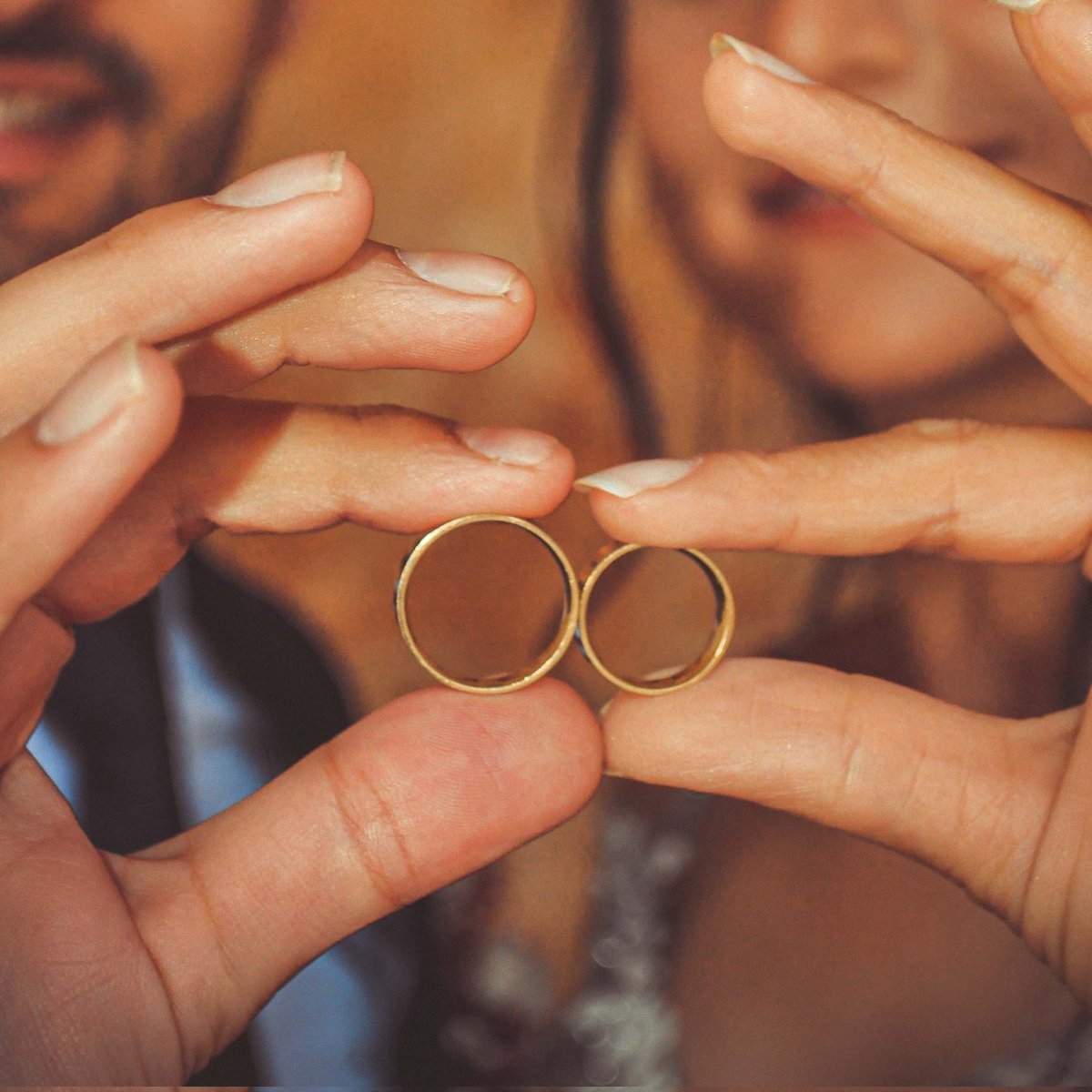 emelilhn's tweet photo. Sen hep hoşgeldin 🥰💍#YeniProfilResmi https://t.co/xAgQuba5vA