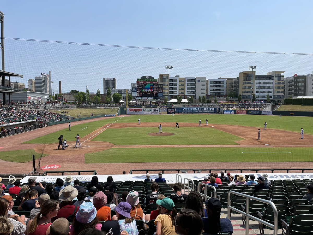 TheCatchBlog's tweet photo. The Catch on the Road: Today we are at Regions Field in Birmingham, AL to watch the @BhamBarons v @trashpandas It’s so, so hot today, but hoping for a good game! #WhiteSox #ChangeTheGame #Angels #GoHalos #SouthernLeague #MiLB #MajorFun https://t.co/h9hcY0ho0K