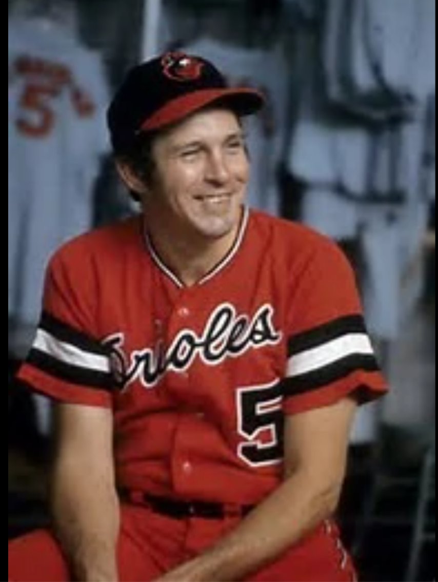 Happy 85th(!!!) birthday to Brooks Robinson 