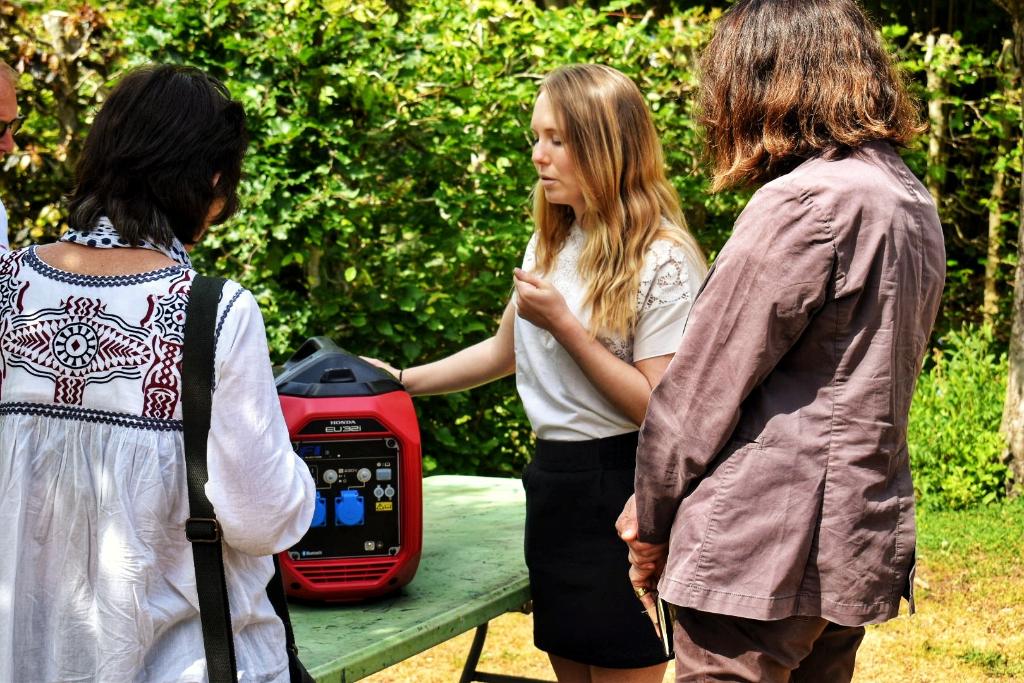 HondaFrancePR's tweet photo. 🌱🌿Merci à @MuseeGiverny de nous accueillir pour une présentation presse ce jour de toutes nos nouveautés #Jardin 2022 !
@Alurecom #HondaFranceCorporate #HondaFranceJardin https://t.co/rbGylQJ30R