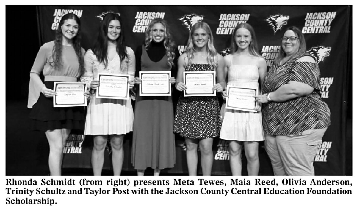 jcc_ed_found's tweet photo. Thanks to the generous gift of an anonymous donor, the JCC Education Foundation was able to give out $21,000 in scholarships this year to students pursuing careers in the education and health fields. https://t.co/Bz6NScgDrN