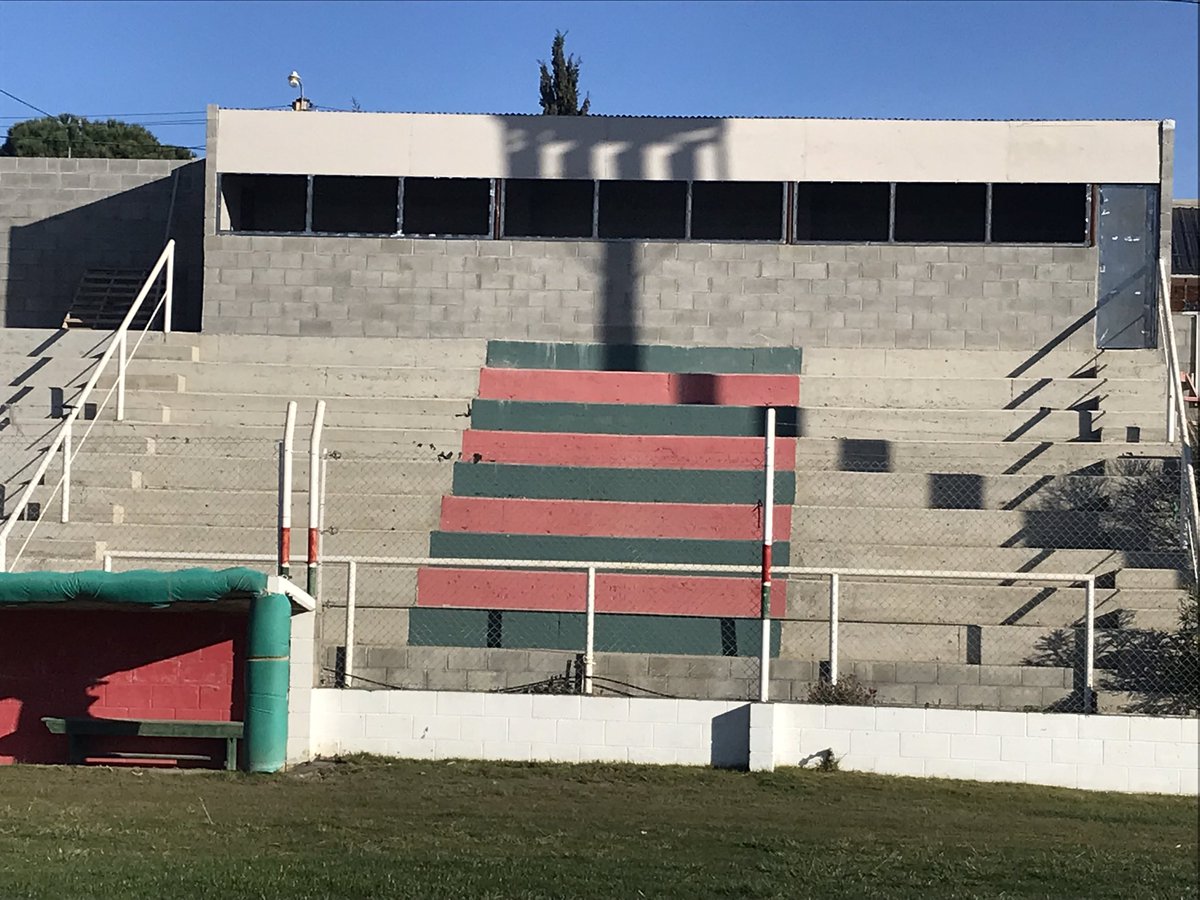 CDPortugues's tweet photo. En etapas finales de obras en Hockey y Fútbol https://t.co/PbKQmKkJwi