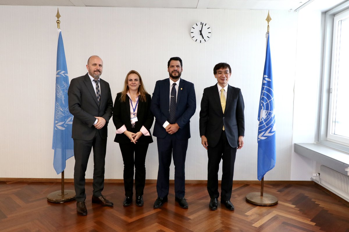 UPU_UN's tweet photo. Building on the momentum created by the newly signed MoU, UPU DG met with @frankcast, SG of @Union_UPAEP, to discuss an even stronger partnership as well as #PUASP's leadership in #PostalSecurity & #EAD, reflected in its members' effective implementation of the UPU standards. https://t.co/hUOpKB76VF