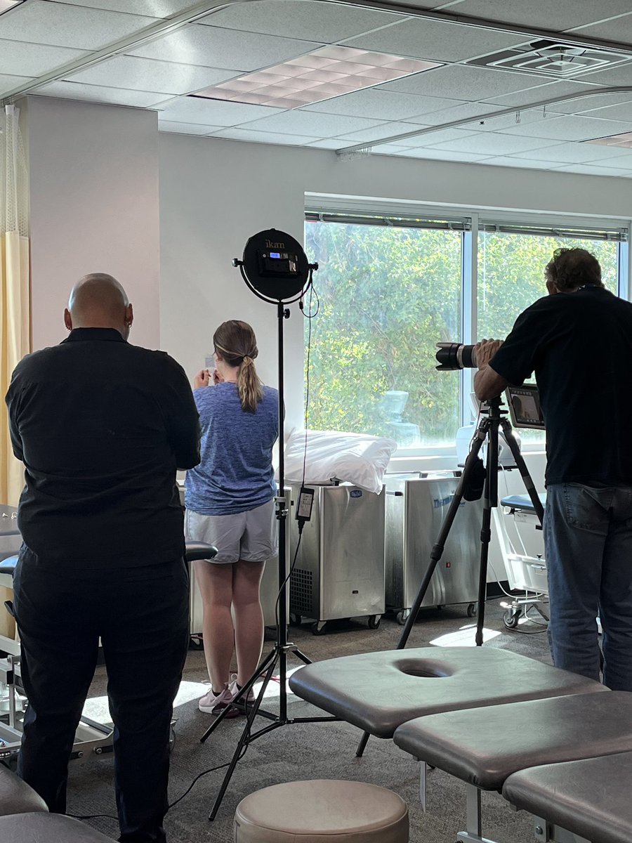 ATSAATSU's tweet photo. “I’m ready for my close up!” 📸🎥
@MarissaCarafa, @TamaraCVMcLeod, @CaileeEWelch and @KevinOrozcoATC helping with the ATSU AT programs photo shoot this morning. https://t.co/Vg3Kj1ht8m