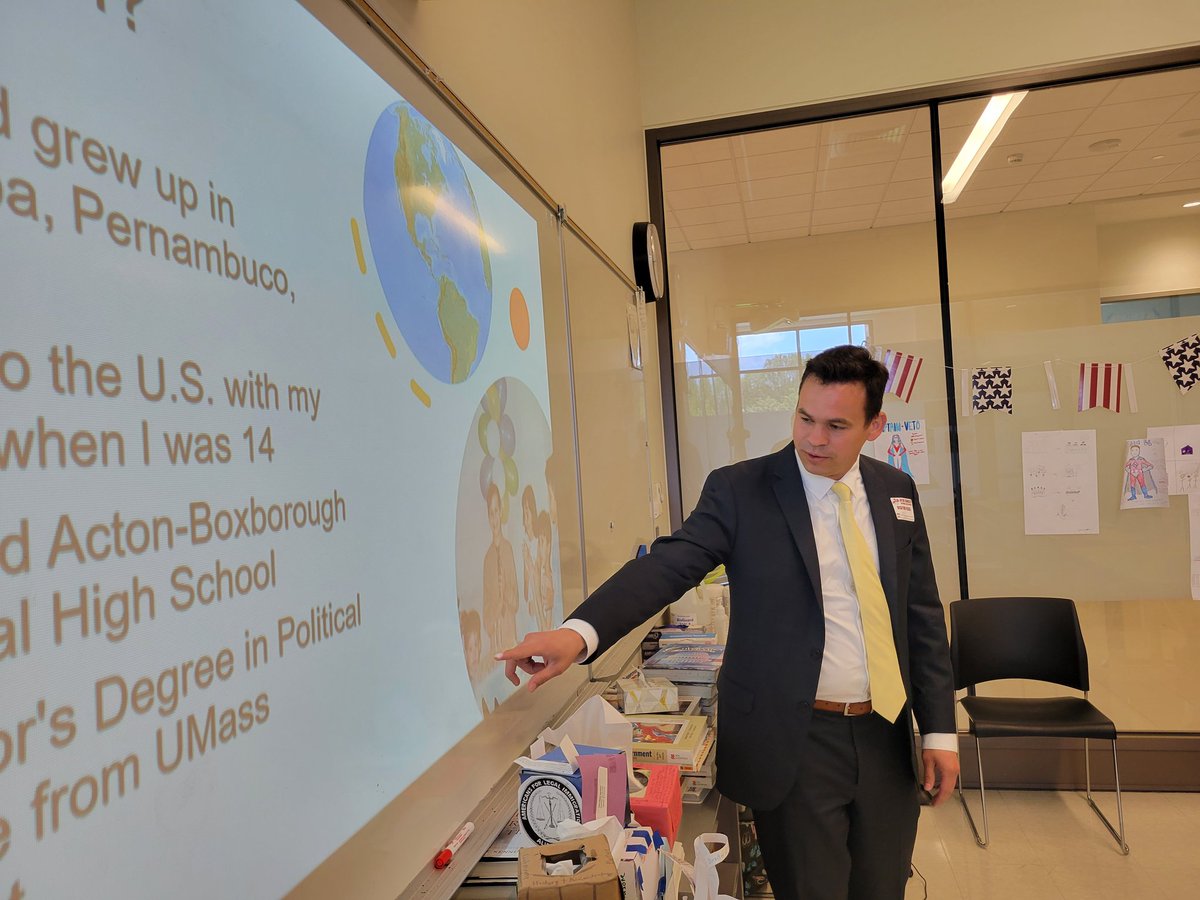 RepDanSenaMA's tweet photo. Great time visiting Amy Narro's AP US Government and Politics class at Ayer-Shirley! Students had excellent questions as always. Got to say hi to Emily Granger, an intern in my office this semester, and David Audette, whose Eagle Scout Court of Honor I recently attended. https://t.co/pesCoURJlz