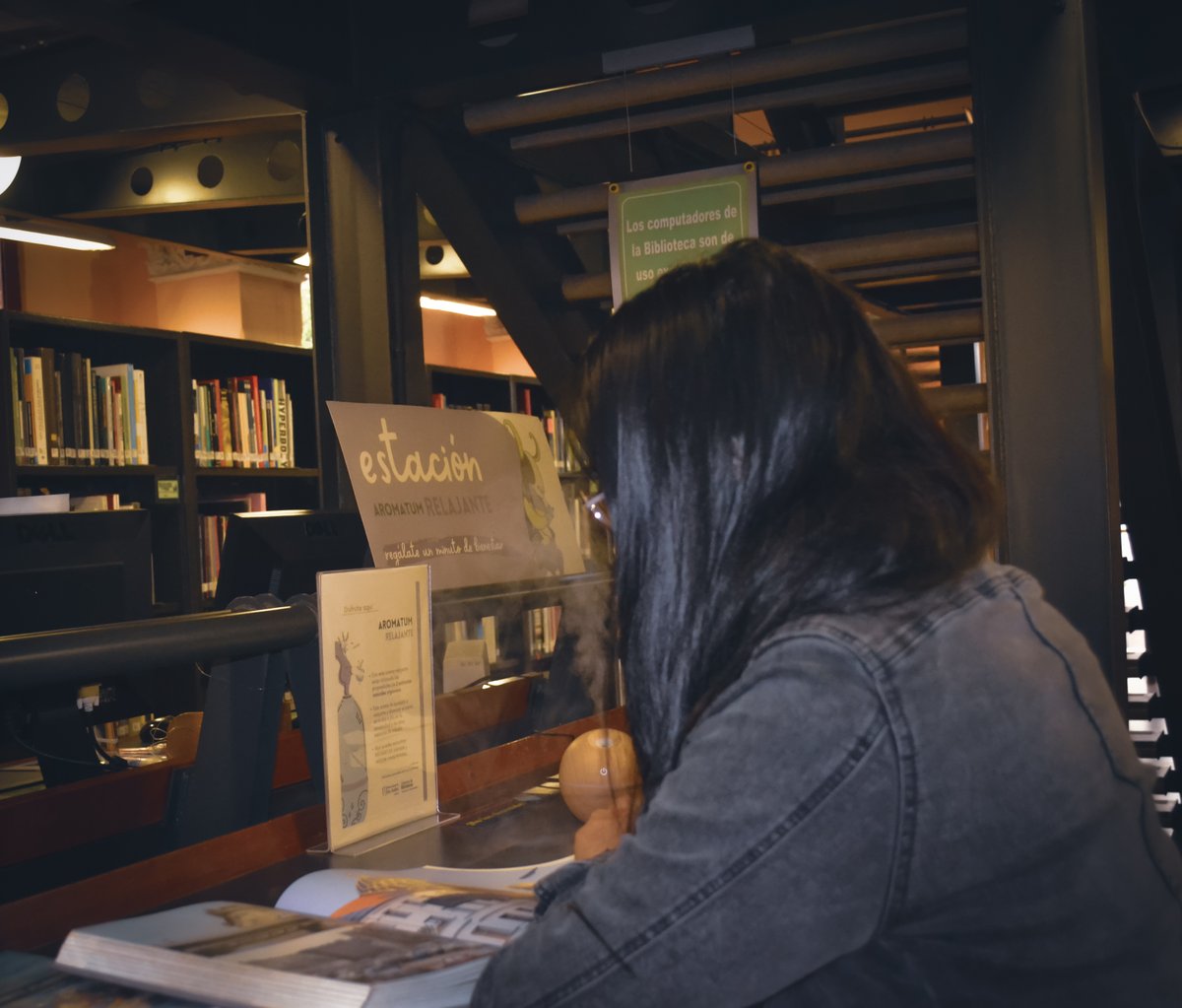 Uniandesbiblio's tweet photo. 🧘‍😌 El Sistema de Bibliotecas quiere mejorar tus experiencias académicas. 

Encuentra las estaciones de #Aromatum en 
📍Biblioteca General Piso 2 - Edificio ML
📍Biblioteca de Administración - Edificio SD piso 10
📍Biblioteca de Arquitectura

🔗https://t.co/Dgd1TVaiTC https://t.co/7flXOtoKDL