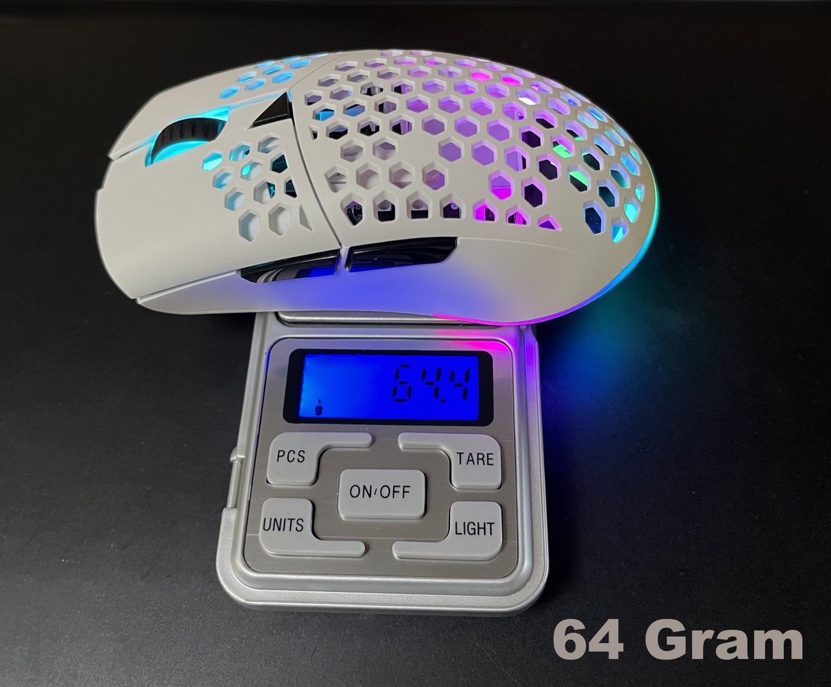 eu_vanguard's tweet photo. Introducing: VANGUARD 64G Lightning 🤍
✅Ultra-light professional gaming mouse
✅Latest generation optical sensor up to 18,000 Dpi
✅Battery with USB-C fast charge            👉🏼https://t.co/ip3VUJe5KG https://t.co/MxfShdXMUn