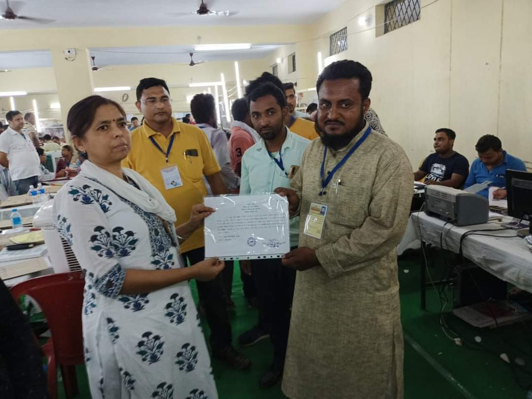 afsarkodlipet's tweet photo. #SDPI achieves stunning victory in Jharkhand by a margin on 7178 votes.
#Pakur Zilla Parishad Seat No 8 won by Maulana Hanjela Sheikh by a majority of 7178 votes. Hanjela managed to get 10561 votes while the defeated candidate got only 3383 votes.
#SdpiRealAlternative
@mansoor2in https://t.co/zy3ksd59oV