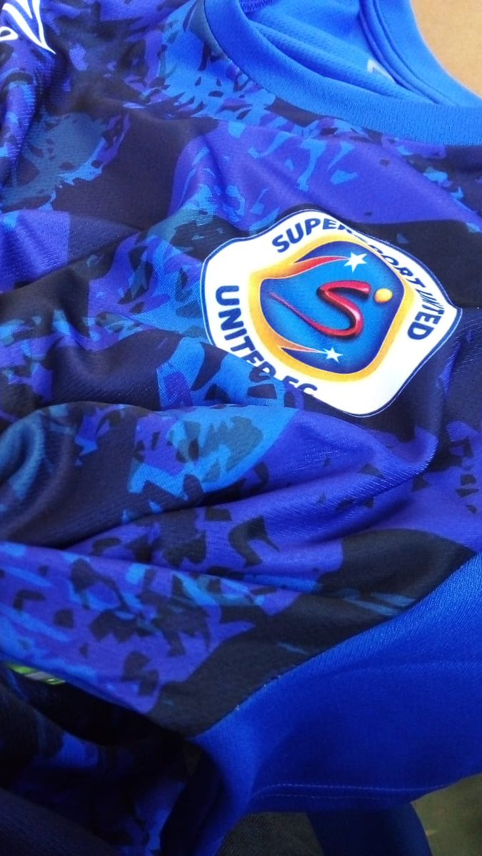 Kabza71's tweet photo. Thank you @BabizebonkeZ received my parcel today thank you so much #Matsatsantsa 💙💙💙💯 @SuperSportFC #babize bonke DSTV premier league 💙💙💙💙💯 https://t.co/iGSKVanY5R