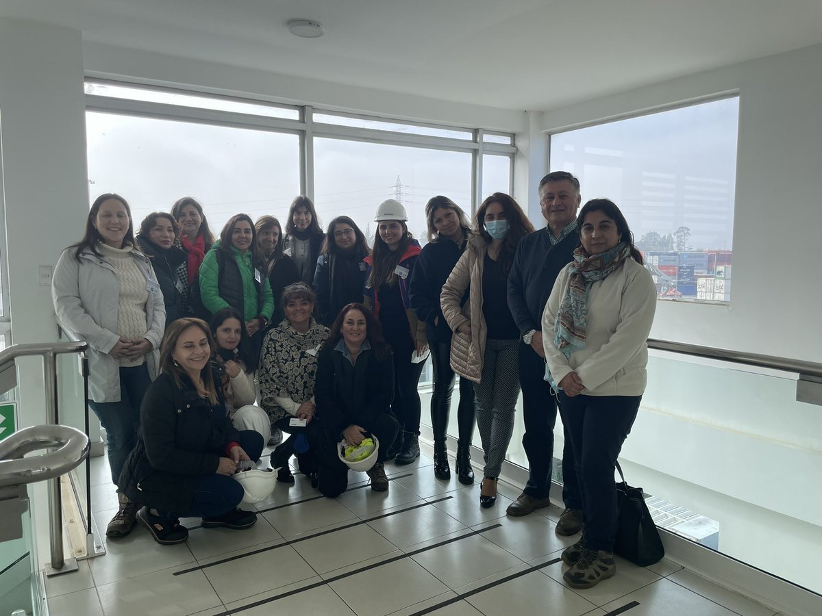 #WISTAChile en la segunda parada de la actividad “Ruta de la Industria” visita las dependencias de #Zeal en el Día Internacional de la Mujer en el Sector Marítimo <a href="/WISTAInt/">WISTA International</a> <a href="/IMOHQ/">International Maritime Organization</a> #WomenInMaritimeDay @MundoMaritimo #MundoMaritimo <a href="/ClaudiaMagna2/">Claudia Magna</a> <a href="/DespinaPan/">Despina Panayiotou Theodosiou</a>