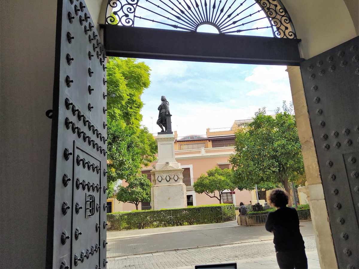 Manchy54's tweet photo. ¡Felicidades! Dia Internacional de los Museos.
#museos #diadelosmuseos #diainternacionaldelosmuseos #museosdeBBAA #sevilla #lamerced #conventodelamerced #arte #museum #servalabari https://t.co/WeUBTbvzwG