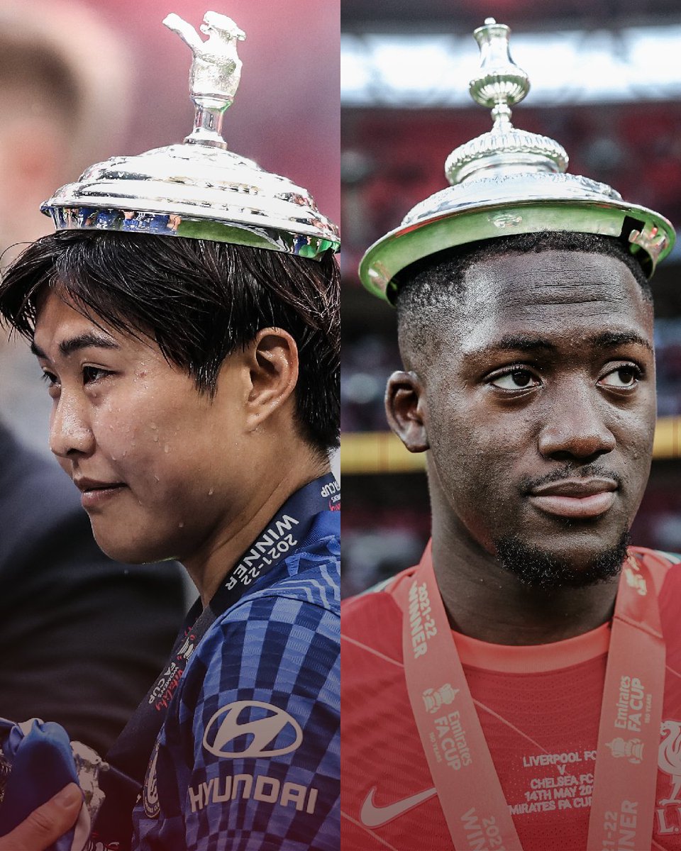 EmiratesFACup's tweet photo. Champions 𝗰𝗿𝗼𝘄𝗻𝗲𝗱 👑

#EmiratesFACup @VitalityWFACup https://t.co/zoaQoptUt9