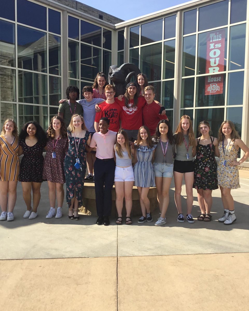 Congratulations to your new 2022-2023 Student Council Inductees! We are excited for the year ahead with these new inductees!