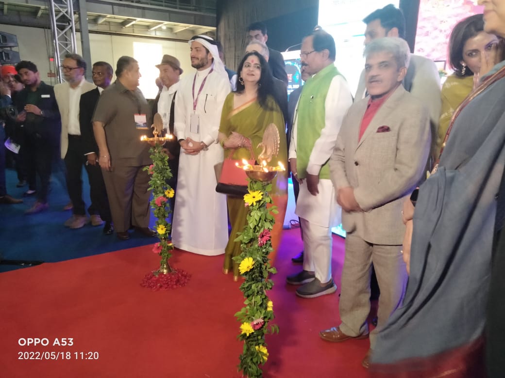 BuddhistMart's tweet photo. 🌷Visit Asia : Visit SATTE : Rebuilt Tourism 💐
( Thanks SATTE for giving a chance to discuss for promotion &amp; Rebuilt the Tourism with Respected Mr Shripad Naik sir, Hon'ble Minister of State for Ministry of Ports, Shipping and Waterways of India, Respected  Dr. M. Marthiventhan, https://t.co/aJxscLkcJO