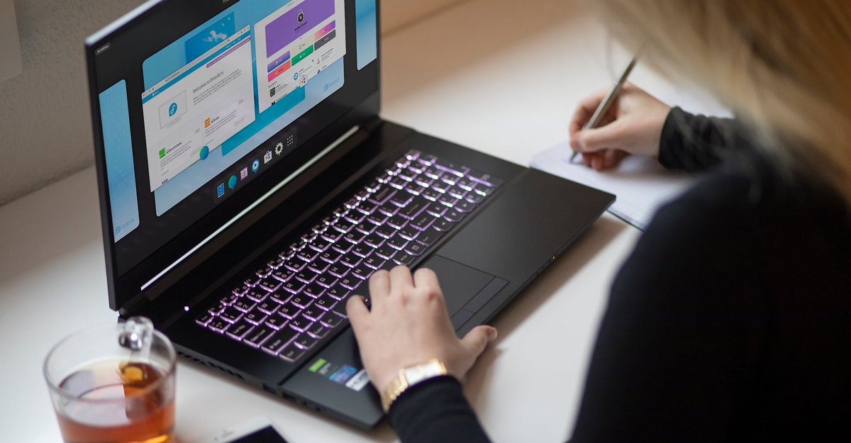 laptopwithlinux's tweet photo. The latest #Fedora Linux Workstation 36 is now available on our laptops and Mini computers. Do you currently have a computer of ours running Fedora 35? Upgrade now! Go to https://t.co/RbxBM3WjET https://t.co/iQNPnuarIw