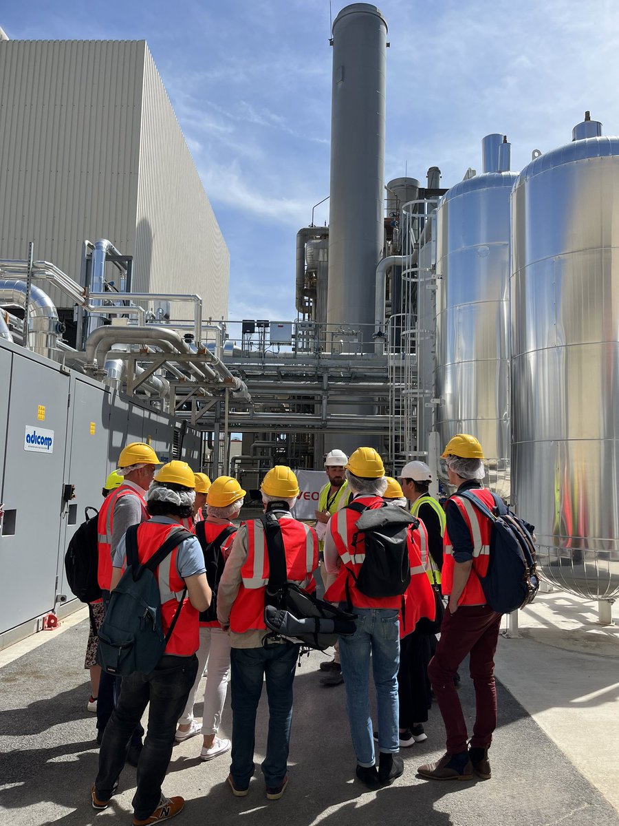 CHRISTINESOTO12's tweet photo. [#WAGABOX]

Mandatée par @GRDF @Veolia_FR et @WagaEnergy pour inviter les médias à venir à l’inauguration de la WAGABOX, je suis ravie d’avoir accueilli une dizaine de journalistes très intéressés par cette innovation !

#GazVert #Biogaz #circularevonomy 
#transitionenergetique https://t.co/gjomZsX1Pg