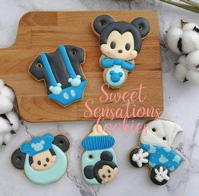 CookiesNCharms's tweet photo. Check out the cutter down the link below 
https://t.co/HQPrUFWCO3 

#cookie #cookiecutter #sugarcookes #baker #bakery #kl #penang #cookier https://t.co/UXwZqqOA11