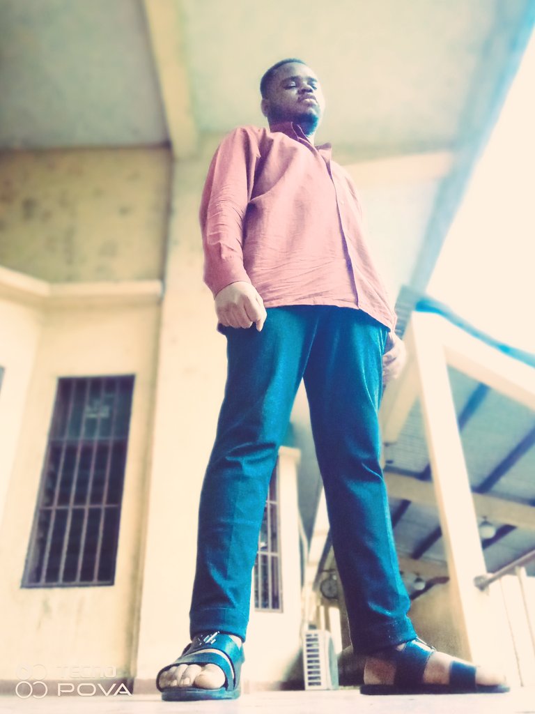 OguFavourLawre1's tweet photo. #AwesomeMe......
Let's hope I make it better.... 😎😎😎 https://t.co/5FbA5GgJNX