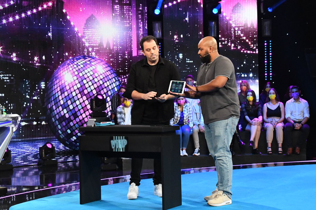 🚨#VTEP Disco avec une belle brochette d’agités vendredi soir sur <a href="/TF1/">TF1</a> 🚨
🎤 <a href="/katrinapatchett/">Katrina Patchett</a> <a href="/eouzan_maxine/">Maxine Eouzan 🤸‍♀️💧🏅✈️☀️🍪</a> <a href="/ZatiS92/">ZatiS</a> <a href="/jovanysurscene/">jovany</a> <a href="/b_giabiconi/">𝕭𝖆𝖕𝖙𝖎𝖘𝖙𝖊 𝕲𝖎𝖆𝖇𝖎𝖈𝖔𝖓𝖎</a> #GérémyCrédeville #AntoineLeroux