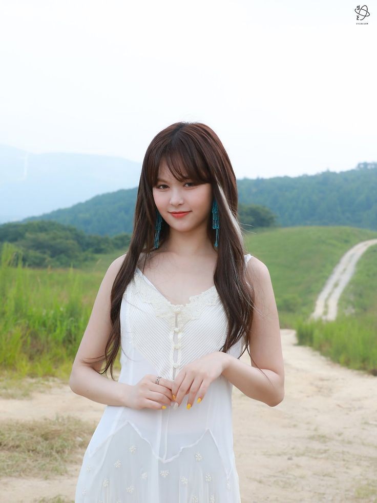 jiwonda's tweet photo. this concept was made for her
#EURapGoddess #HAPPY_EU_DAY #EspeciallyEUDay #EVERGLOW #에버글로우 #이유 #EU @EVERGLOW_TWT https://t.co/4jqteCf5tz