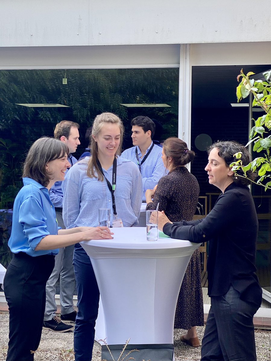 BKHS_Stiftung's tweet photo. We invited some experts to discuss the policy recommendations with our #NextGen7 summit participants. But first: speed dating to get to know each other! Welcome @thousandfriend, @j_kloiber and @m_prys! https://t.co/mwnNDiyVPa