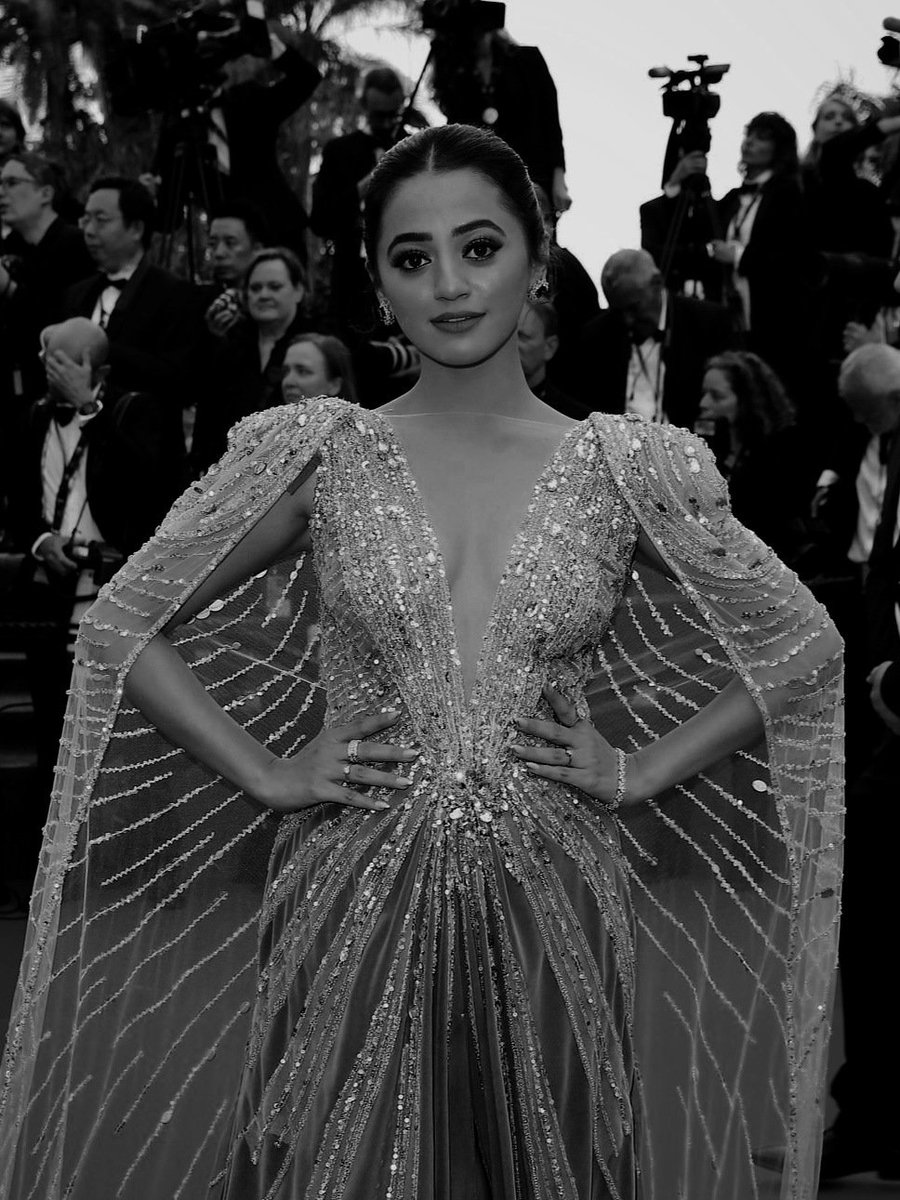 and she is here ♡´ 

#HellyShahAtCannes