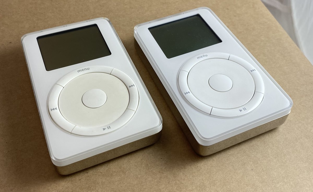 alab1998's tweet photo. Thanks iPod
#Apple
#macintosh
#ipod
#1stipod
#ipod1st
#touchwheel
#dontstealmusic
#vintage https://t.co/ygVhiu7NJS