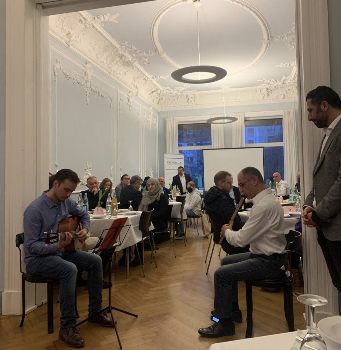 Interreligiöses Gebet zum Iftar-Empfang #HizmetWerteLeben <a href="/StiftungDuB/">Dialog und Bildung</a>