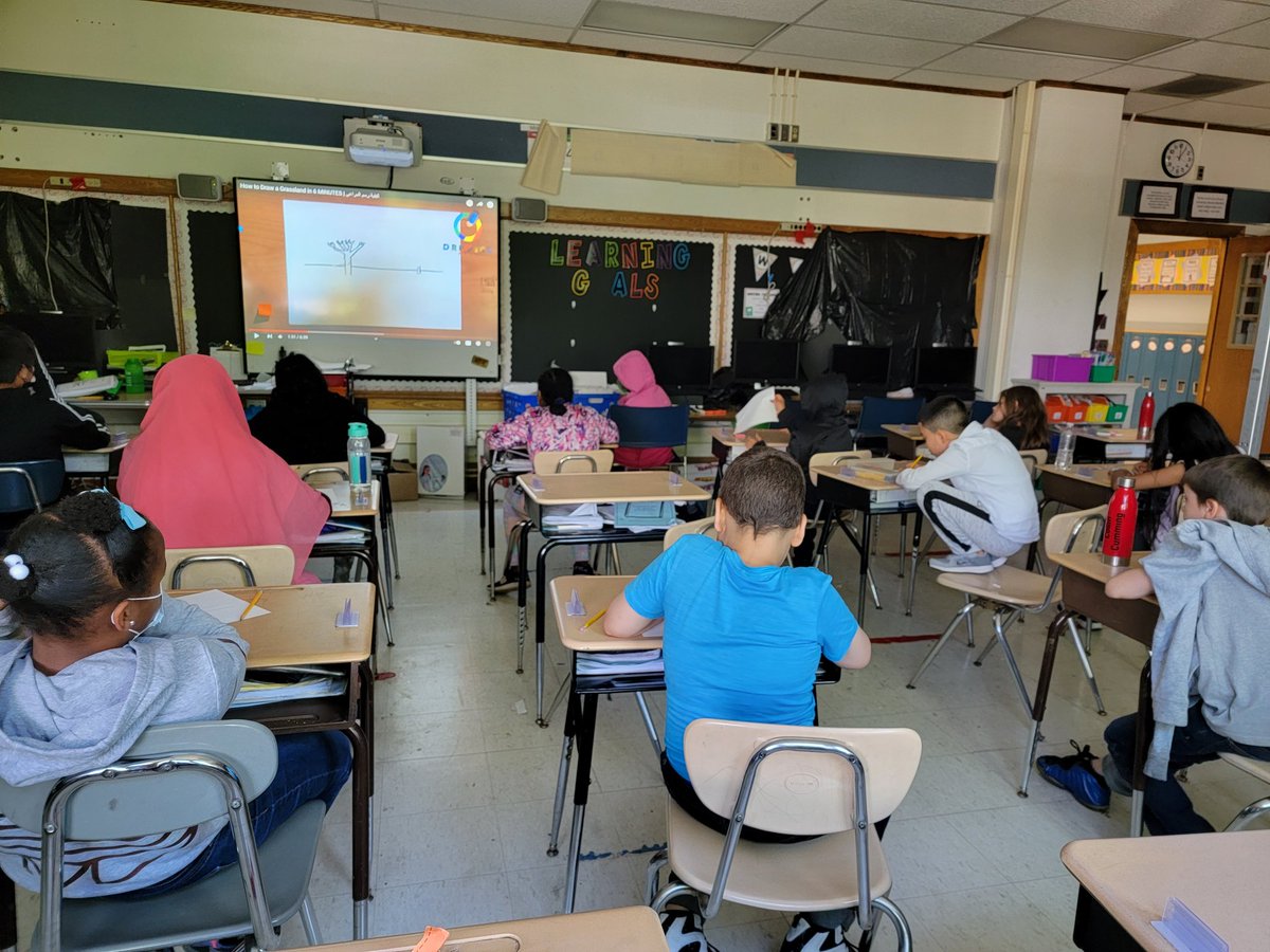 Elizabeth Schell tweet media