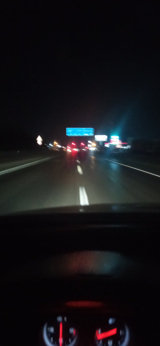 IberdusI's tweet photo. Hamam tavsiye eden varmı https://t.co/YgI0cSHC6I