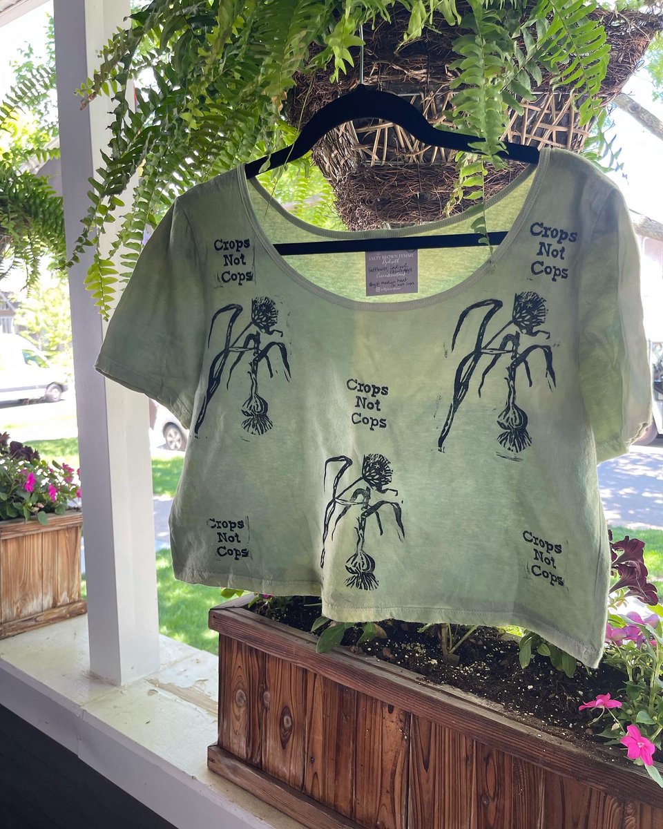 jscismash's tweet photo. Proud to host Salty Brown Femme on my website! Check out their collection here: https://t.co/xQCdqvXouk https://t.co/pu9yFMLdtH