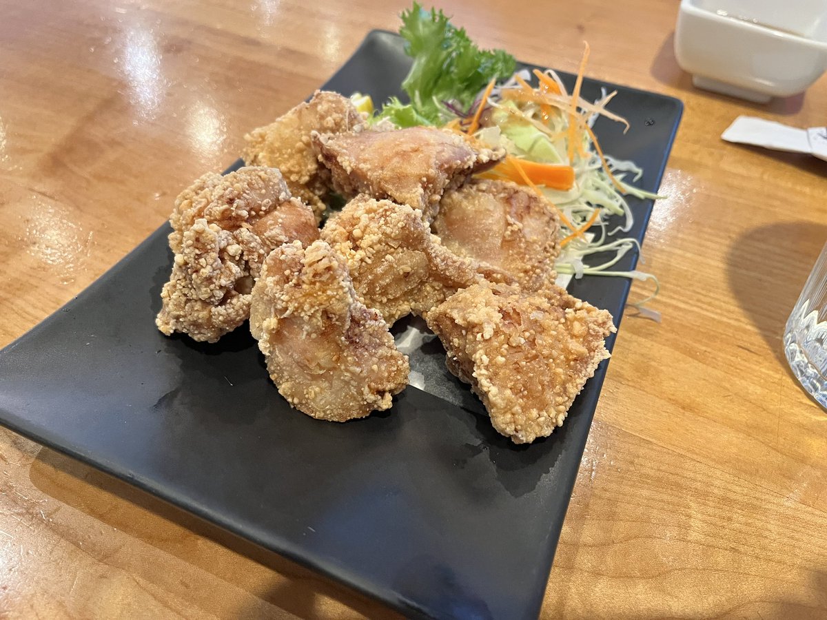 AnaBlackstad's tweet photo. Don’t let the strip mall setting fool you…Miyabi in Tukwila, WA serves up some amazing Japanese food in a casual setting. I loved the veggie roll with tempura kabocha, sweet potato and green beans. Fresh sushi. Friendly staff. Get there early! https://t.co/9E7uS1FxWV