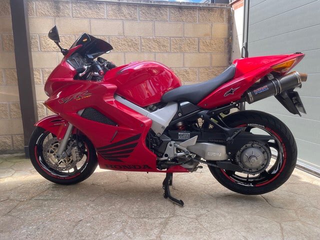 pableras65's tweet photo. Vendo "VENDO VFR" en #wallapop https://t.co/l12ci7dMzz https://t.co/2o7jLNH7qD