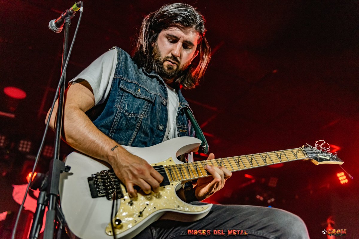 Dioses del Metal tweet media