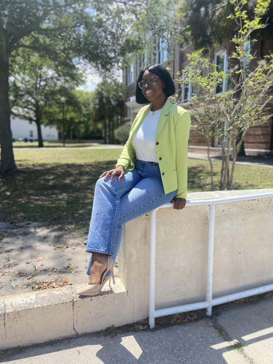 Char'naeNotLikeDaWine♥️ tweet media