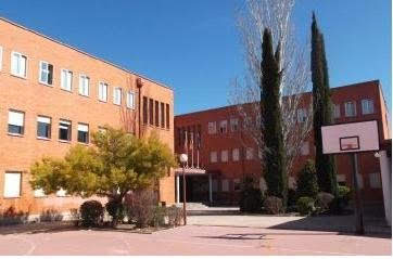 IES_IgnacioEllacuria tweet media