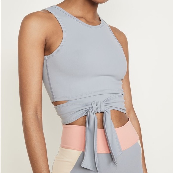 insertra1's tweet photo. So good I had to share! Check out all the items I'm loving on @Poshmarkapp #poshmark #fashion #style #shopmycloset #vintage #livetheprocess: https://t.co/3Ww3jlU6Lt https://t.co/59Cp8a4pmm