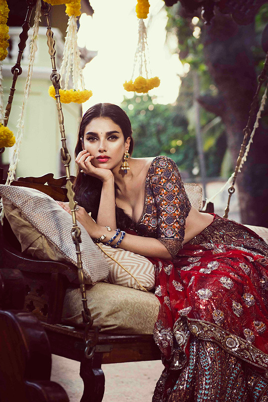 Bride_Bridal's tweet photo. Aditi Rao Hydari for Vogue India https://t.co/3ATZYtAxx0