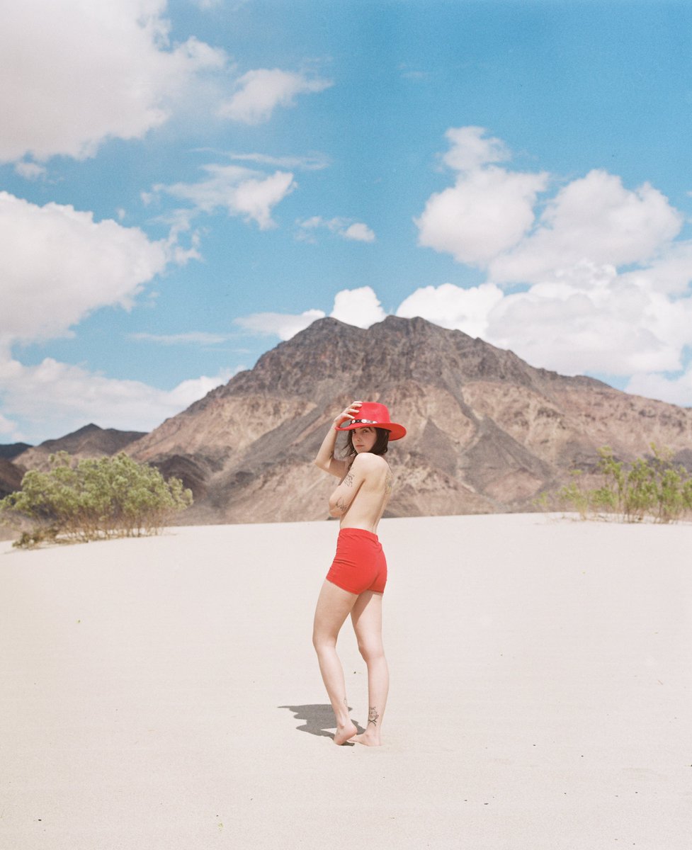 Death Valley with my favorite person ❤️