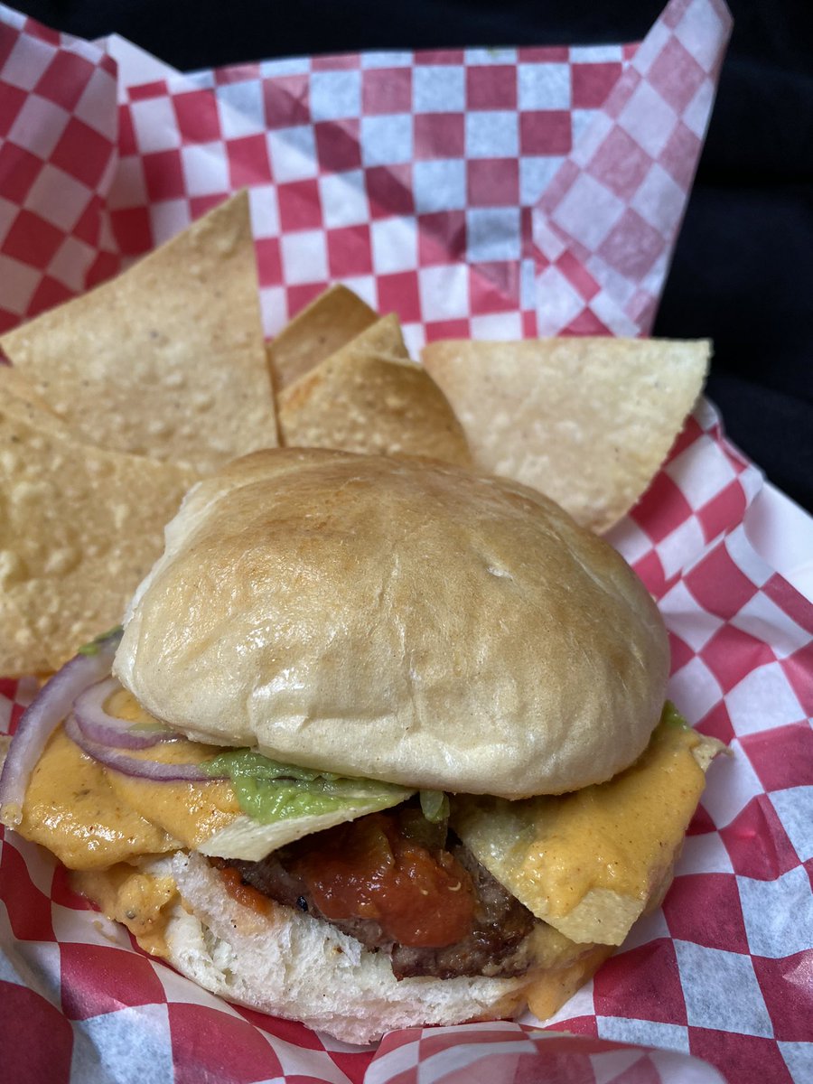 Lunch Specials
Wed, Thurs &amp; Fri 12-3pm
1)2 slices cheese &amp; pep w/ drink
2)bbq sandwich, fries &amp; drink
3)fish n chips basket w/ drink
4)nacho burger, homemade chips &amp; drink
5)pizza dip, breadsticks &amp; drink
6)onion rings w/ horseradish dip &amp; drink

Call to order 716-472-7130