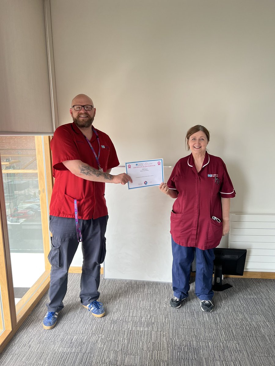 Belfast Trust Staff Recognition, delighted that Mark Lee had the opportunity to present Trudi Coyne with her Recognition Award “a real lady” Well done <a href="/MarkLee25493973/">Mark Lee</a> <a href="/BelfastTrust/">Belfast Trust</a> <a href="/patriciafergus2/">patricia ferguson</a> @JoanneCoogan4